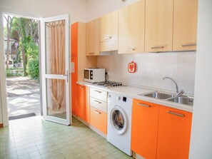 Unclassified image, 2 of 23, button - Modern accommodation with a lovely patio (Eraclea Mare)