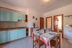 Dining - Perfectly located flat in San Teodoro (San Teodoro)