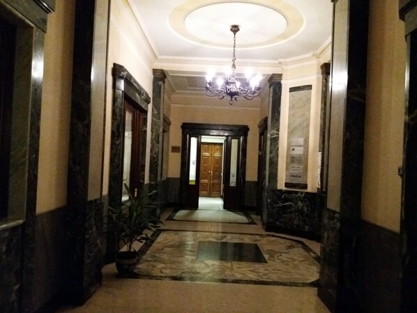 Nội thất lối vào