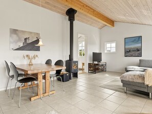 TV, fireplace - "Gjuro" - 400m from the sea by Interhome (Hjørring)