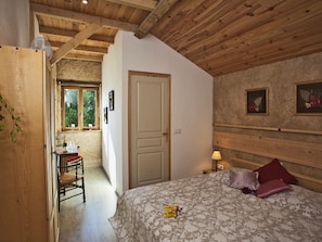 3 chambres, accès à Internet