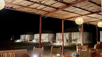 Habitación estándar doble | Terraza o patio