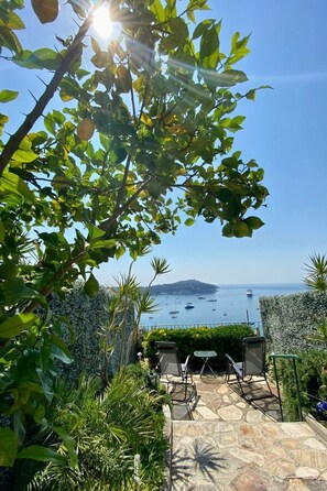 Terrace/patio - Studio mit großzügiger Terrasse und Panoramablick by Interhome (Villefranche-sur-Mer)