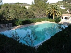 Pool - Casa vacanze "Allée des marjolaines" (Majoranallee) by Interhome (Saint-Raphaël)