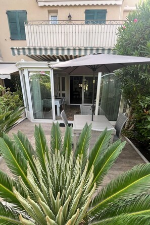 Exterior detail - Côte d'Azur in Port Fréjus Rez de Jardin 65m2 by Interhome (Fréjus)