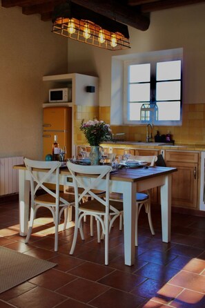 Dining - Alpilles by Interhome (Arles)