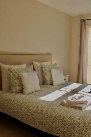 2 bedrooms, Internet - Alpilles by Interhome (Arles)
