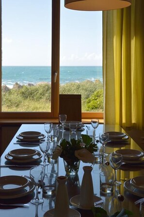 Dining - Villa "Le Viben" mit Blick auf das Wasser by Interhome (Penmarc'h)