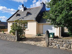 Exterior - GITE BRETON by Interhome (Guingamp)