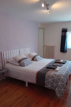 Internet - Steinhaus Ardenne in Fontenay-le-Comte by Interhome (Fontenay le Comte)