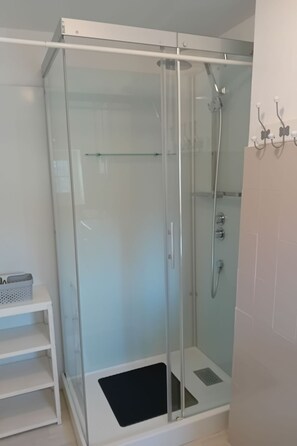 Towels - Steinhaus Ardenne in Fontenay-le-Comte by Interhome (Fontenay le Comte)