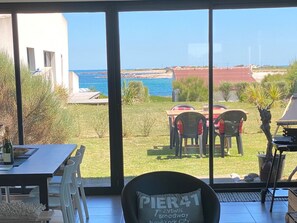 Dining - Vakantievilla "Les Prés Salés" (Die gesalzenen Wiesen) by Interhome (Fermanville)