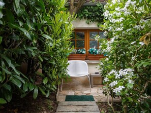 Terrace/patio - Versailles in Ruhe by Interhome (Ville d'Avray)