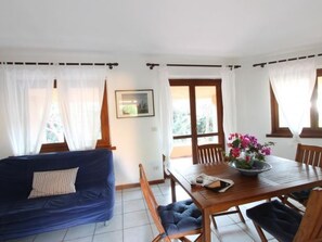 Interior - in Costa Paradiso mit Terrasse und Grill by Interhome (Costa Paradiso)