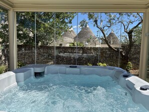 Indoor spa tub - Große Trullo-Wohnung mit Schwimmbad by Interhome (Martina Franca)