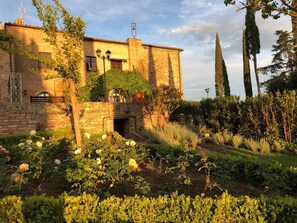 Exterior - Wunderschöne Wohnung in Chiusi mit Gemeinschaftspool mit Panoramablick by Interhome (Chiusi)