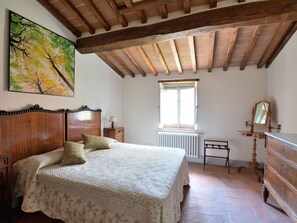 Internet - Appartement in Potassa mit Großem Garten by Interhome (Cortona)
