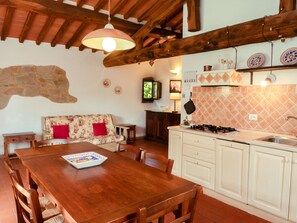 Dining - Wohnung "Pietro" mit Gemeinschaftspool by Interhome (Bucine)
