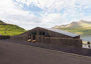 Exterior - Hotel Vik (Haldarsvík)