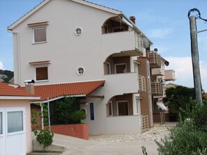 Exterior - Appartement mit Balkon by Interhome (Pag/Novalja)