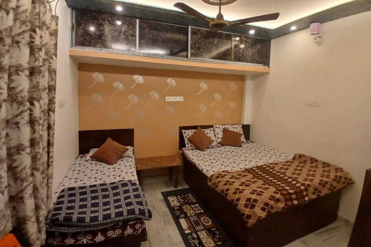 Kamar Triple | Tempat tidur lipat/tambahan, Wi-Fi gratis, dan seprai linen