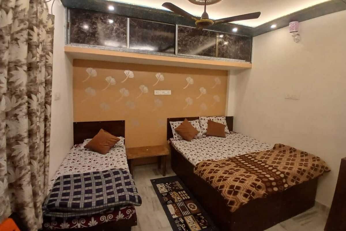 トリプルルーム | 可動式ベッド、WiFi (無料)、ベッドシーツ