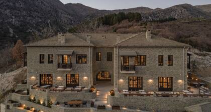 Oreno Mountain Retreat Hotel