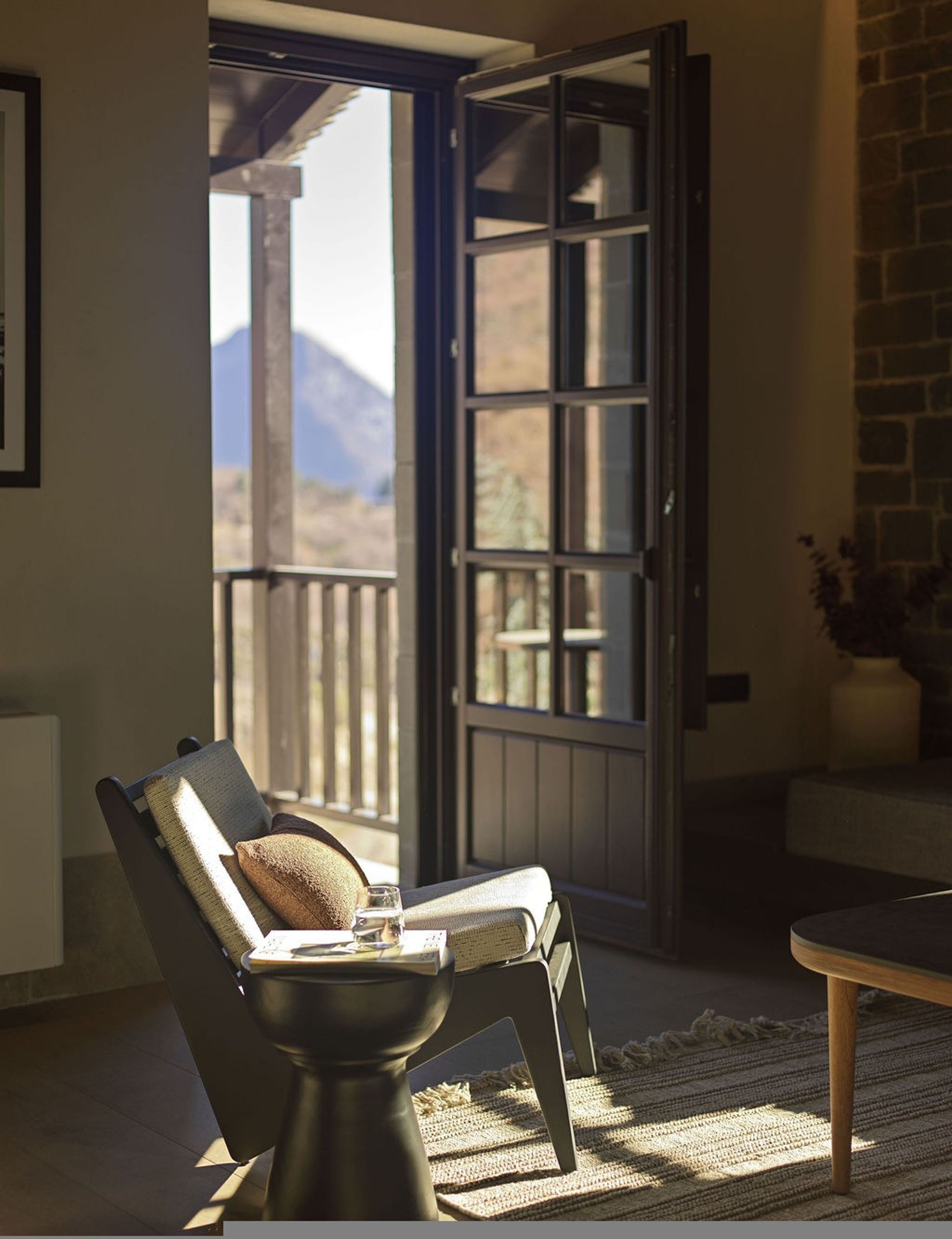 Suite, Smoking | 4 bedrooms