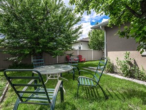 Outdoor dining - Ganzes Haus in Haysboro mit privatem Parkplatz by Interhome (Calgary)
