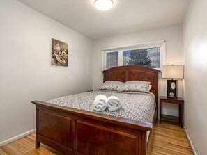 Internet - Ganzes Haus in Haysboro mit privatem Parkplatz by Interhome (Calgary)