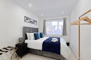4 Schlafzimmer, Bügeleisen/Bügelbrett, kostenloses WLAN, Bettwäsche