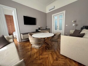 Habitación familiar | Área de sala de estar