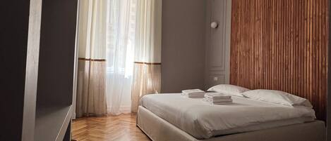 Family Room | Iron/ironing board