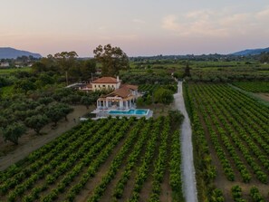 Pool - Haus in Arkadii mit Innenbalkon by Interhome (Agios Leon)