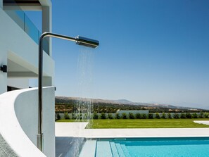Beheizter Pool