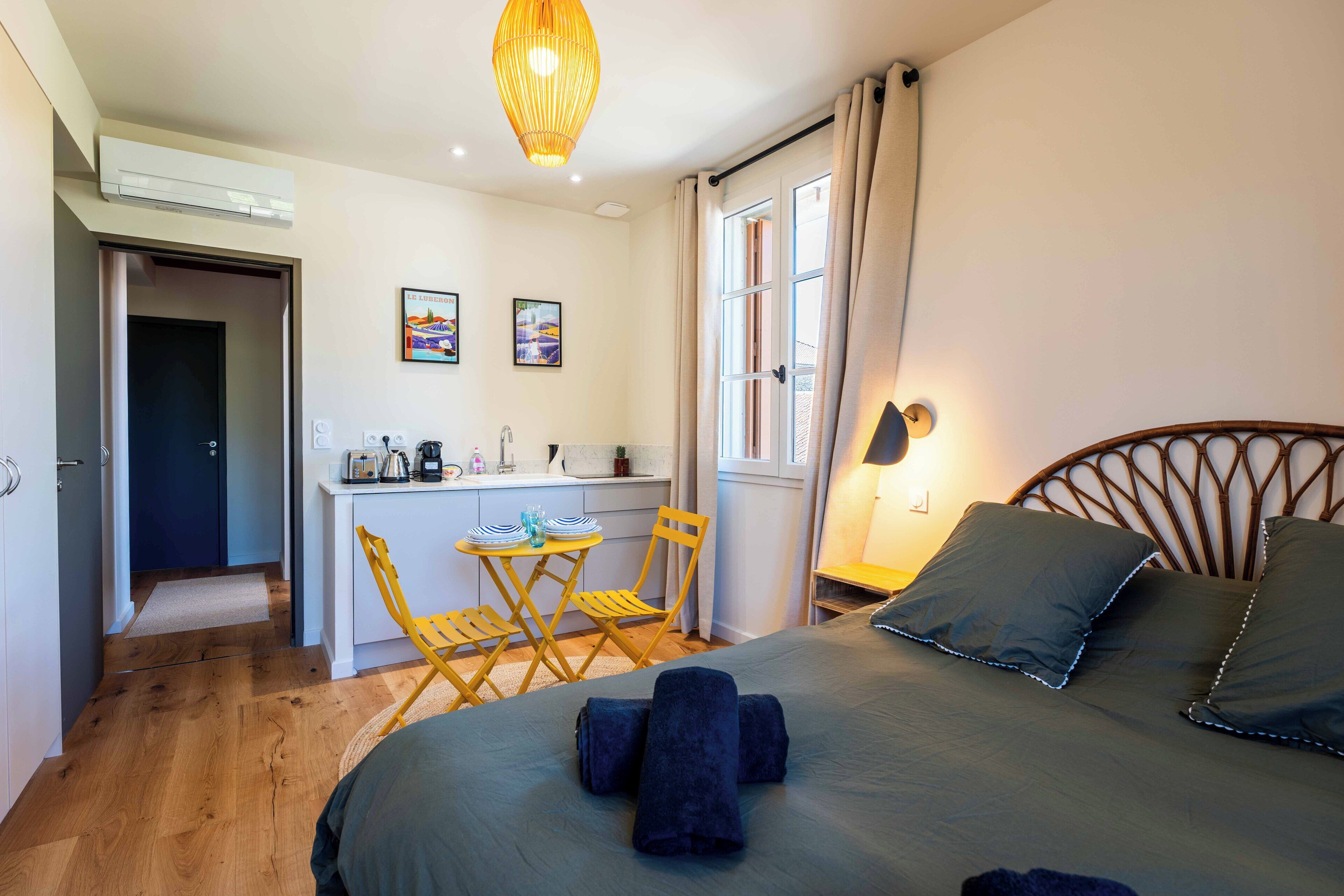 Apartamento, 1 cama de matrimonio, no fumadores, Aire acondicionado | Tabla de planchar con plancha y wifi gratis