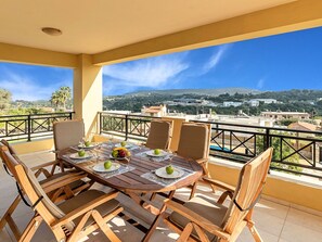 Outdoor dining - für 16 Personen in Episkopi, Kreta (West-Kreta) by Interhome (Argiroupoli)