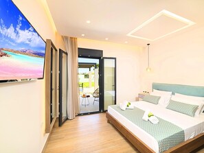 Internet - Haus in Georgioupoli mit Außenpool und atemberaubender Aussicht by Interhome (Georgioupoli)