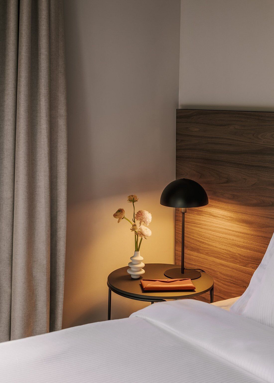 Kolmen hengen comfort-huone | Silitysrauta/-lauta, ilmainen Wi-Fi