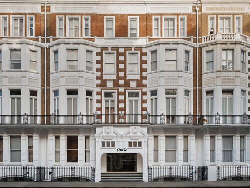 Bob W London Kensington