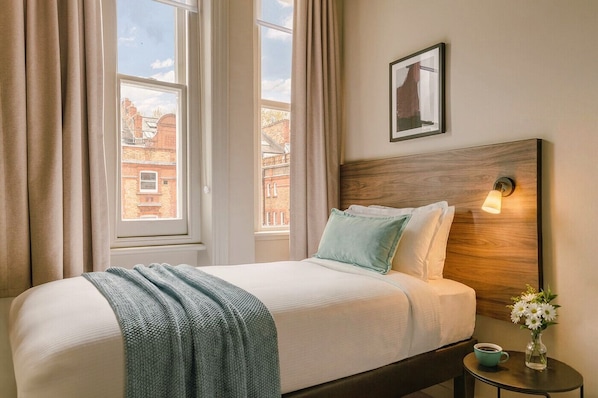 Iron/ironing board, free WiFi, bed sheets - Bob W London Kensington (London)