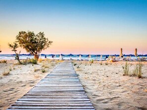 Beach - für 12 Personen in Kastellos, Kreta (West-Kreta) by Interhome (Georgioupoli)