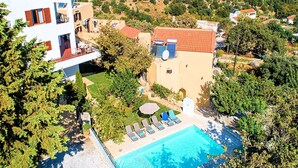 Unclassified image, 3 of 29, button - für 12 Personen in Kastellos, Kreta (West-Kreta) by Interhome (Georgioupoli)