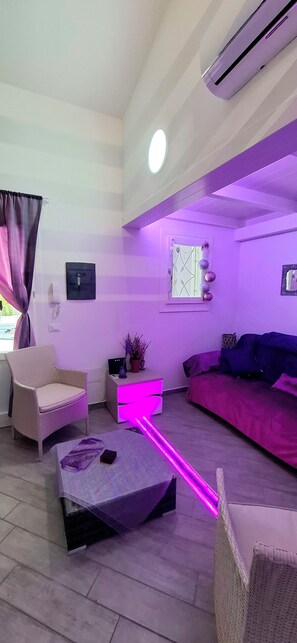 Télévision à écran plat