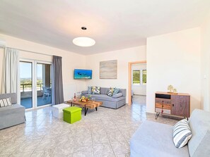 TV - für 12 Personen in Kournas, Kreta (West-Kreta) by Interhome (Georgioupoli)
