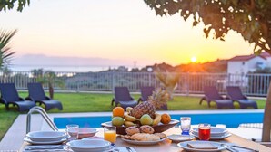 Unclassified image, 5 of 45, button - Sunlight Villa - Maxima mit 2 beheizten Pools by Interhome (Georgioupoli)