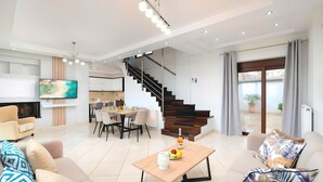 Unclassified image, 4 of 45, button - Sunlight Villa - Maxima mit 2 beheizten Pools by Interhome (Georgioupoli)