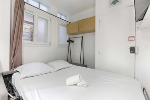 WiFi, bed sheets - Studio au coeur du Marais (Paris)