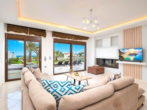 TV - Sunlight Villa Beheizter Pool by Interhome (Georgioupoli)
