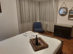 Room - Downtown home Garten mit privatem Garten by Interhome (Chania)